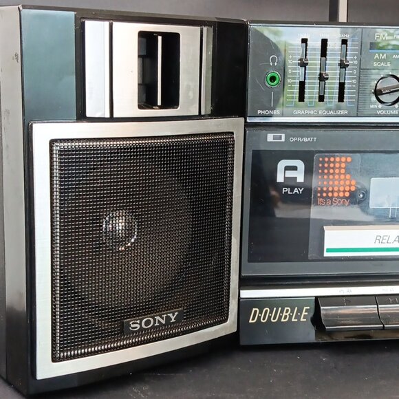 Vintage 1980’s Sony Boombox Blaster CFS-W360 Everything Works But Left Tape Deck - Picture 2 of 16